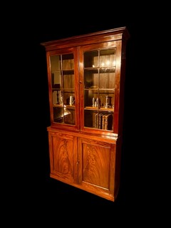 An English Early 19th Century ' Regency ' Mahogany Bookcase.