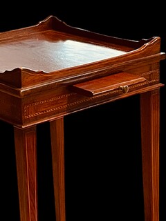 An English Edwardian Mahogany Kettle Stand having Beautiful Satinwood Inlay.